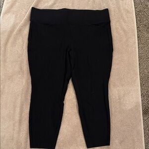 Studio by Torrid Pull on pocket pixie pant.